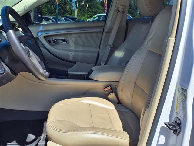 2016 Ford Taurus SEL
