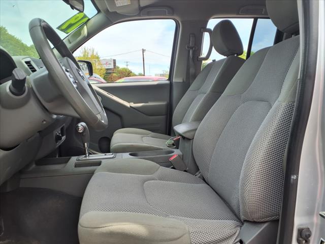 2019 Nissan Frontier SV GREW CAB 4X4 V6