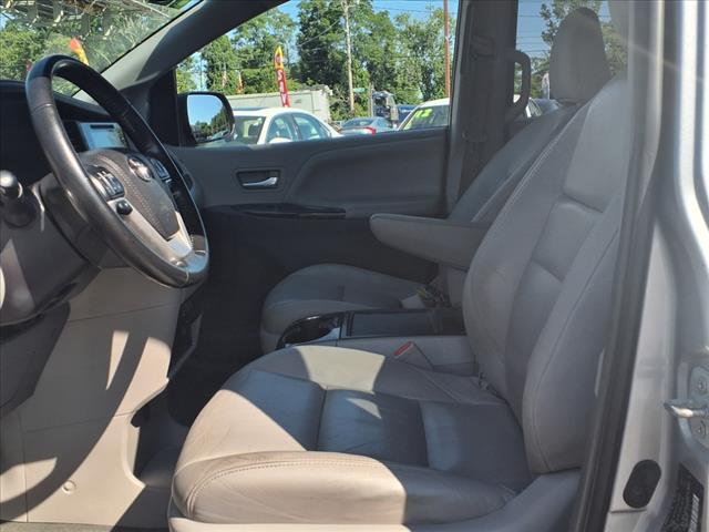2016 Toyota Sienna AWD XLE PREMIUM