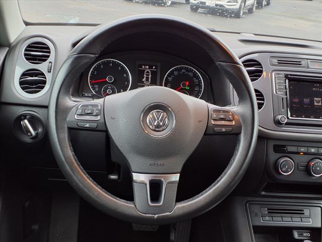 2017 Volkswagen Tiguan 2.0T Limited S 4Motion
