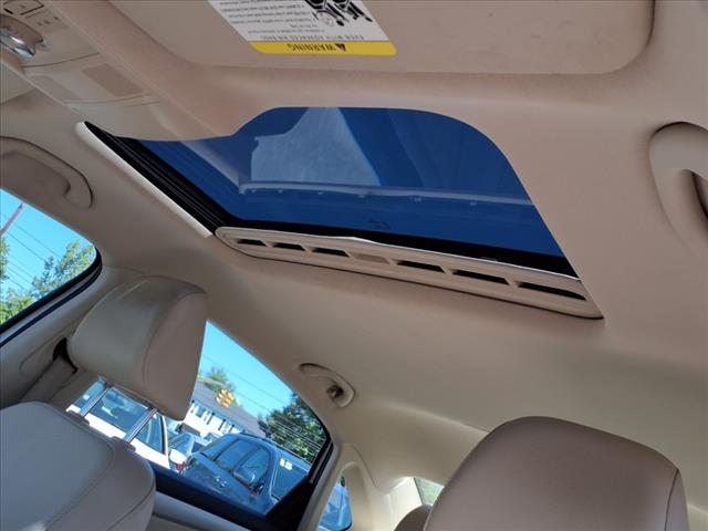 2012 Volkswagen Passat SE