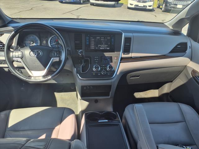 2016 Toyota Sienna AWD XLE PREMIUM