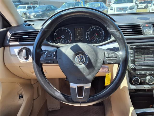 2012 Volkswagen Passat SE