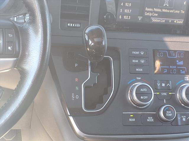 2016 Toyota Sienna AWD XLE PREMIUM