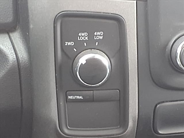 2013 RAM 1500 4X4 TRADESMAN 4DR