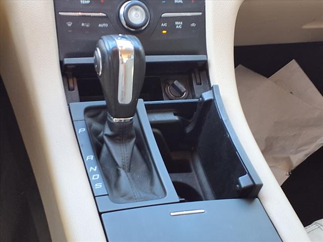 2016 Ford Taurus SEL