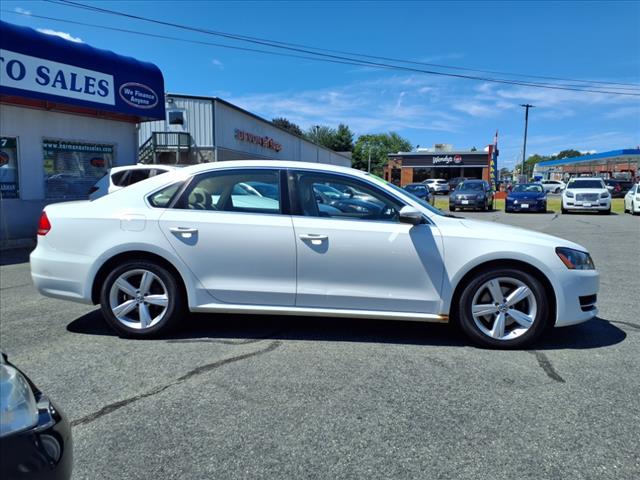2012 Volkswagen Passat SE