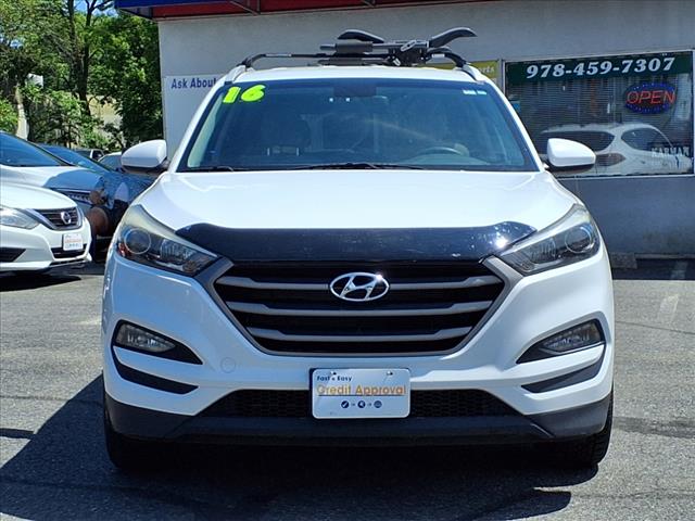 2016 Hyundai TUCSON SE
