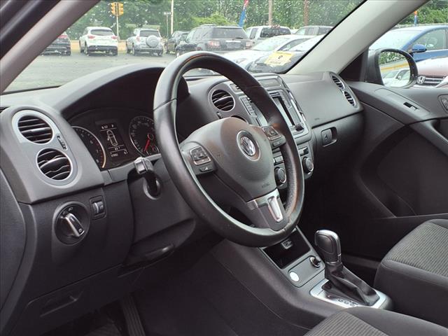 2017 Volkswagen Tiguan 2.0T Limited S 4Motion
