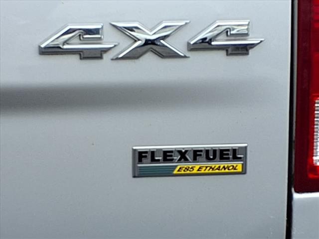 2011 RAM 1500 4X4 SLT 4DR