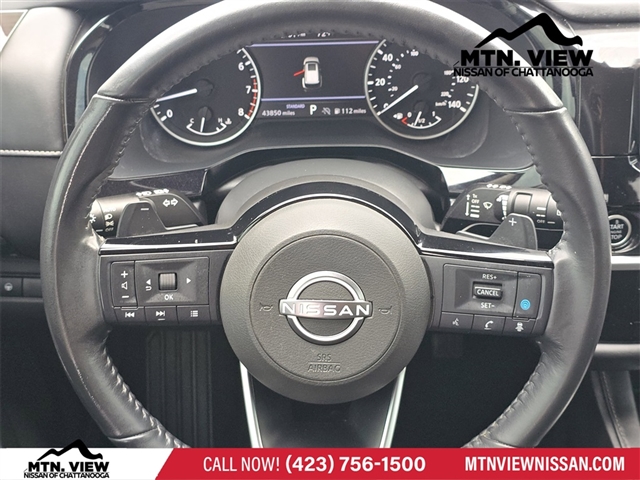 2022 Nissan Pathfinder SV