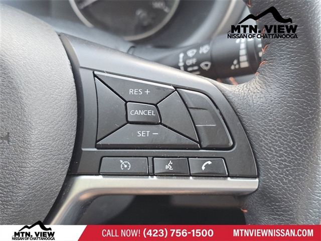 2019 Nissan Kicks SR