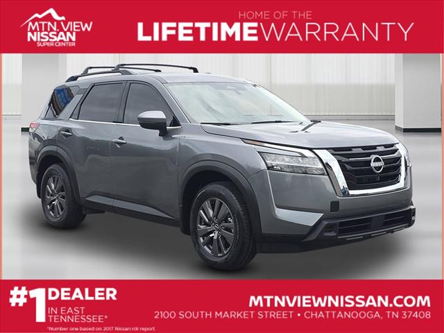 2022 Nissan Pathfinder SV