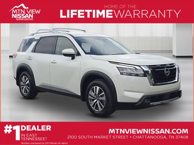 2022 Nissan Pathfinder SL