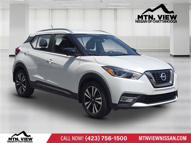2019 Nissan Kicks SR