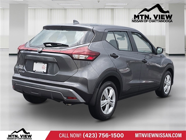 2023 Nissan Kicks S