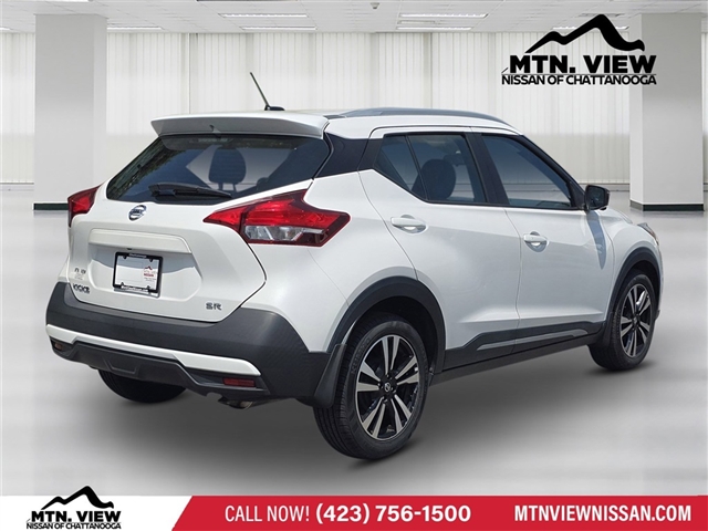 2019 Nissan Kicks SR