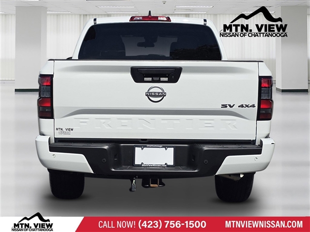 2024 Nissan Frontier SV