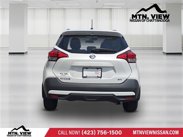 2019 Nissan Kicks SR