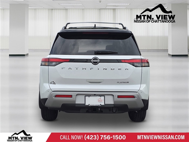 2025 Nissan Pathfinder Platinum