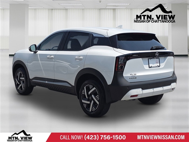 2025 Nissan Kicks SV