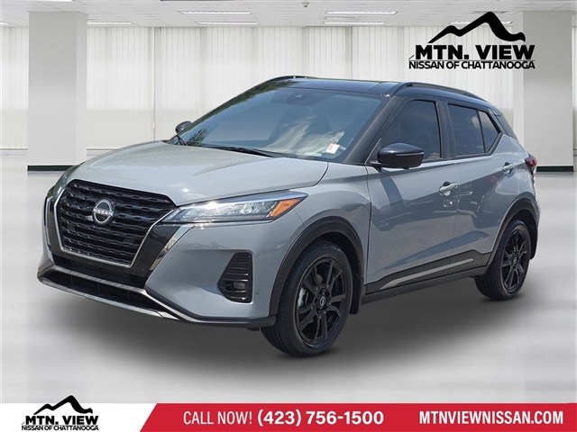 2023 Nissan Kicks SR