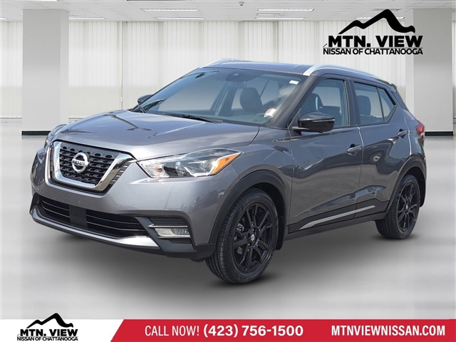 2020 Nissan Kicks SR