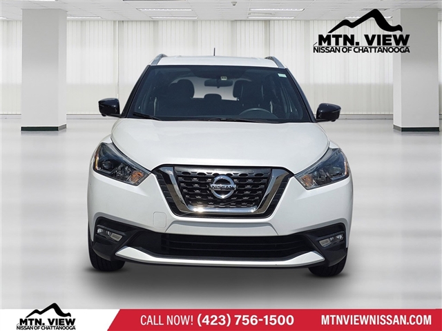 2019 Nissan Kicks SR