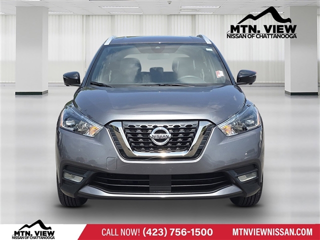2020 Nissan Kicks SR