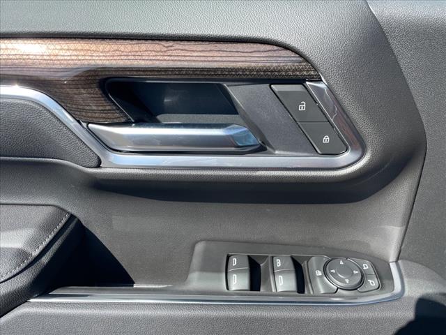2025 Chevrolet Silverado 1500 LT - Photo 11