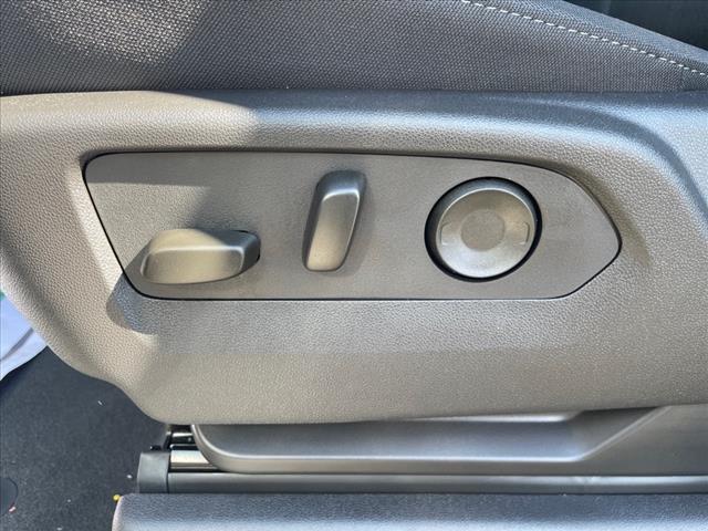 2025 Chevrolet Silverado 1500 LT - Photo 12