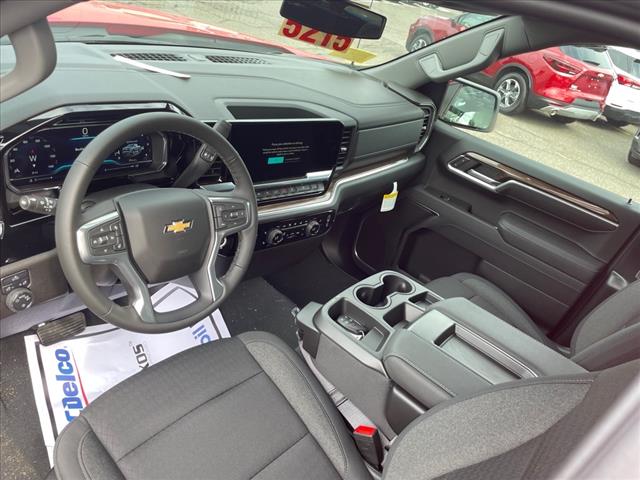 2025 Chevrolet Silverado 1500 LT - Photo 13