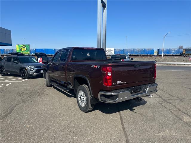 2024 Chevrolet Silverado 2500HD LT - Photo 3