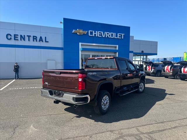 2024 Chevrolet Silverado 2500HD LT - Photo 5
