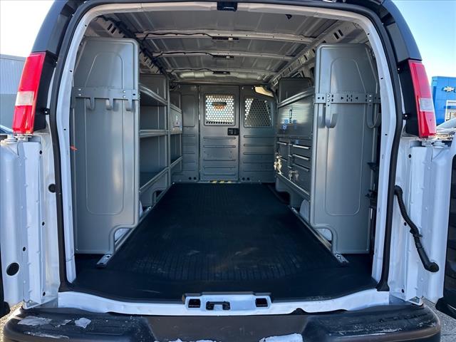 2024 Chevrolet Express 2500