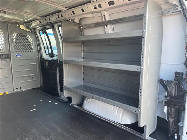 2025 Chevrolet Express 2500