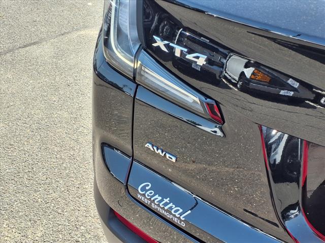 2023 Cadillac XT4 Sport