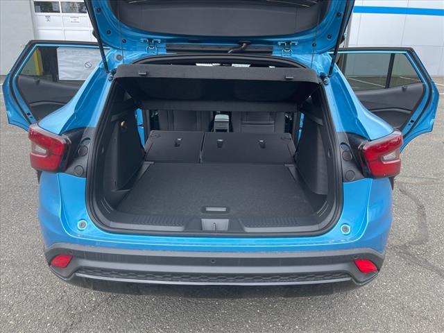 2025 Chevrolet Trax RS