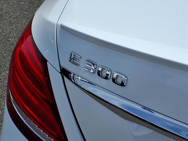 2017 Mercedes-Benz E-Class E 300 4MATIC