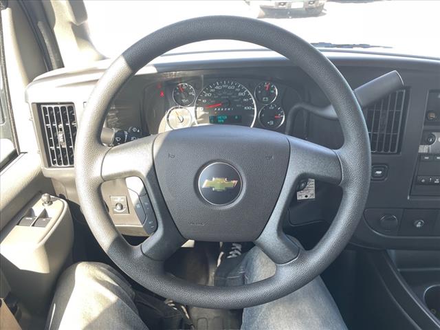 2025 Chevrolet Express 2500