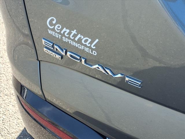 2022 Buick Enclave Essence