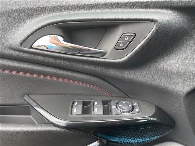 2025 Chevrolet Trax RS