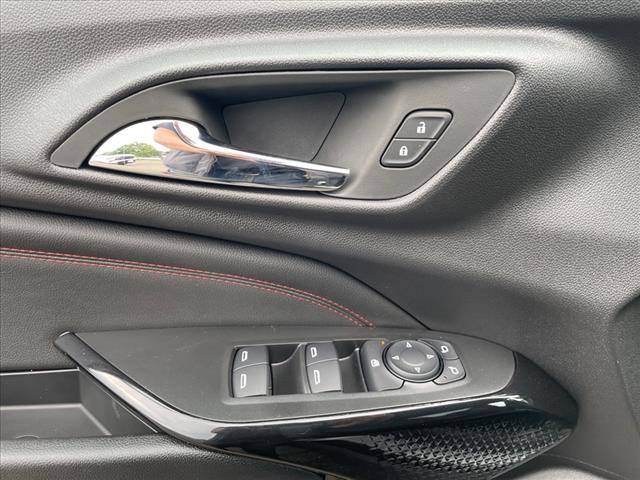 2025 Chevrolet Trax RS