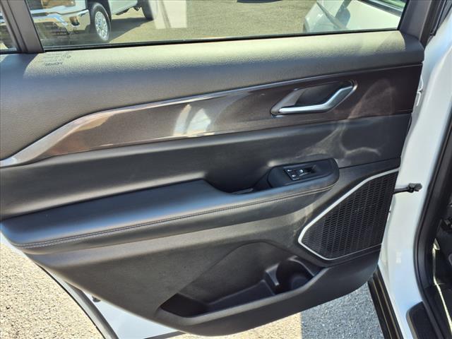 2022 Jeep Grand Cherokee L Altitude