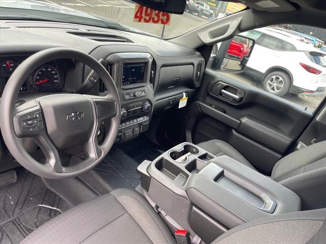 2025 Chevrolet Silverado 2500HD Custom