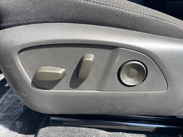 2025 Chevrolet Equinox EV LT 1