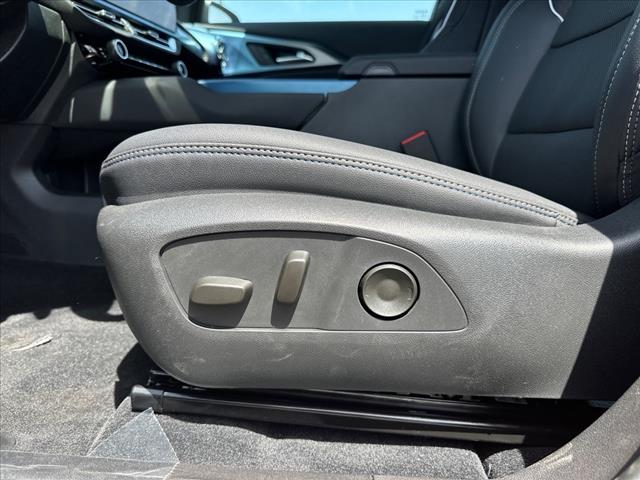 2025 Chevrolet Equinox EV LT2