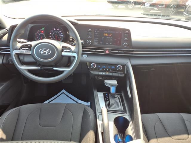 2021 Hyundai ELANTRA SEL