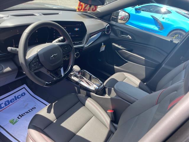 2025 Chevrolet Trax RS