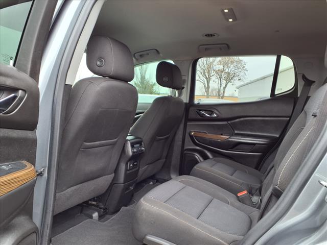 2022 GMC Acadia SLE